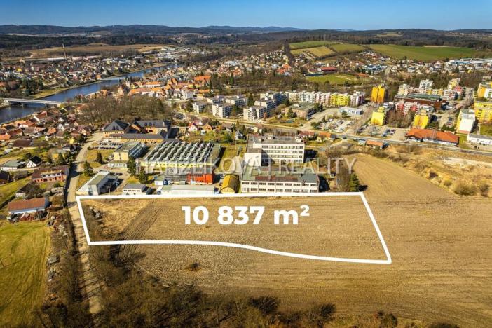 Prodej komerčního pozemku, Týn nad Vltavou, Veselská, 25243 m2