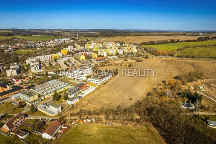 Prodej komerčního pozemku, Týn nad Vltavou, Veselská, 25243 m2