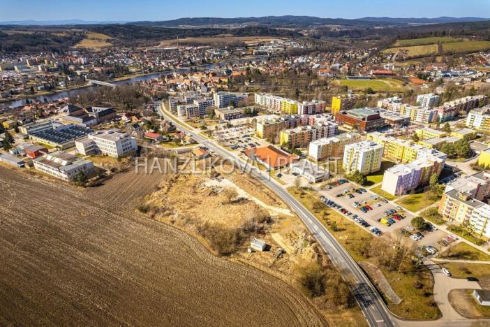 Prodej komerčního pozemku, Týn nad Vltavou, Veselská, 25243 m2