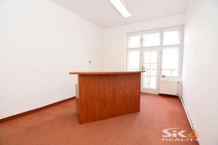 Pronájem komerční nemovitosti, Louny, Sladovnická, 98 m2