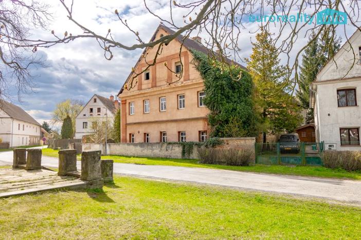 Prodej zemědělského objektu, Jestřebí - Pavlovice, 365 m2