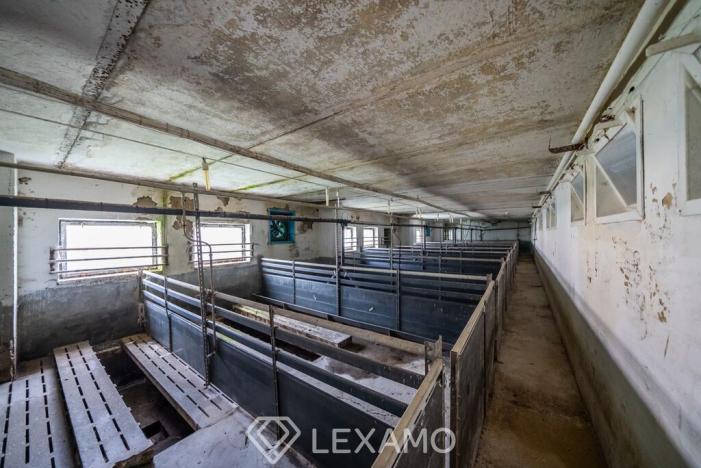 Prodej zemědělského objektu, Krhovice, 4280 m2