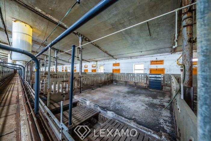 Prodej zemědělského objektu, Krhovice, 4280 m2