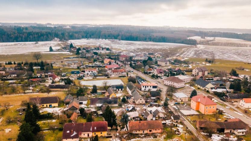 Prodej pozemku pro bydlení, Petrovice I, 1443 m2