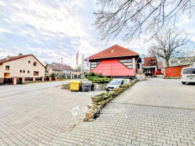 Prodej obchodního prostoru, Jihlava - Hruškové Dvory, 796 m2