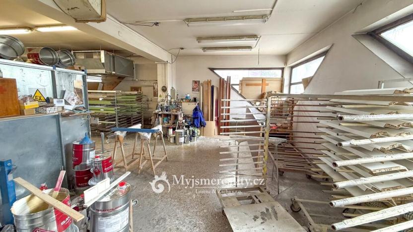 Prodej obchodního prostoru, Jihlava - Hruškové Dvory, 796 m2