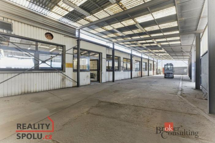 Pronájem výrobních prostor, Hradec Králové - Slezské Předměstí, Výrobní, 1059 m2