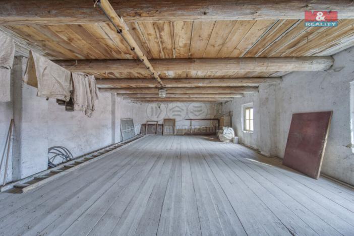 Prodej rodinného domu, Kněževes, Pražská, 67 m2