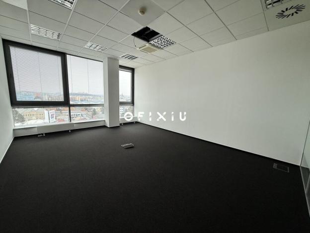 Pronájem obchodního prostoru, Brno - Štýřice, Londýnské náměstí, 576 m2