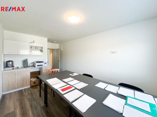 Prodej kanceláře, Štěchovice, Krátká, 300 m2