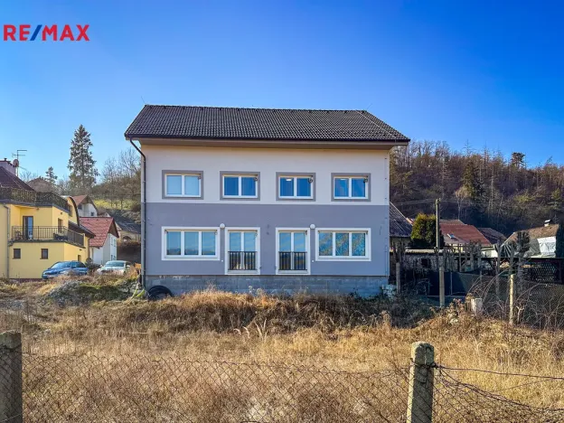 Prodej kanceláře, Štěchovice, Krátká, 300 m2