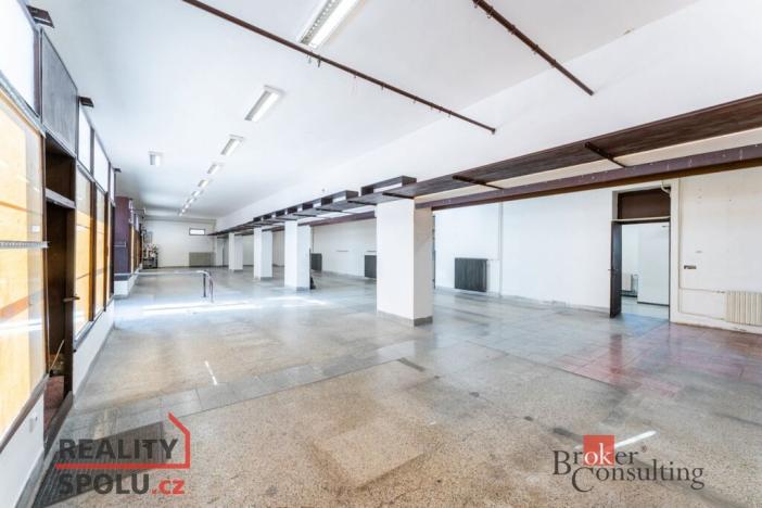 Prodej obchodního prostoru, Pardubice - Zelené Předměstí, Jilemnického, 780 m2