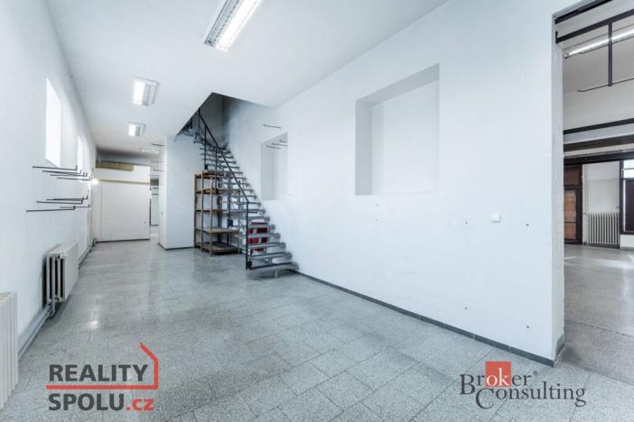 Prodej obchodního prostoru, Pardubice - Zelené Předměstí, Jilemnického, 780 m2