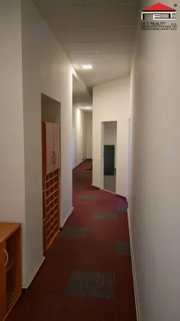 Pronájem kanceláře, Frýdek-Místek - Frýdek, Nádražní, 131 m2