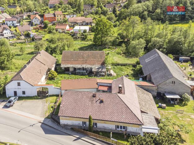 Prodej rodinného domu, Jesenice, 750 m2