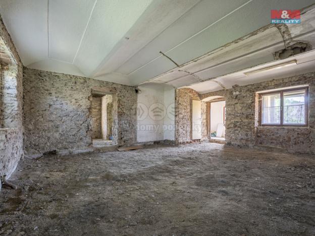 Prodej rodinného domu, Jesenice, 750 m2