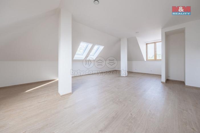 Prodej bytu 2+kk, Řevničov, Karlovarská, 77 m2