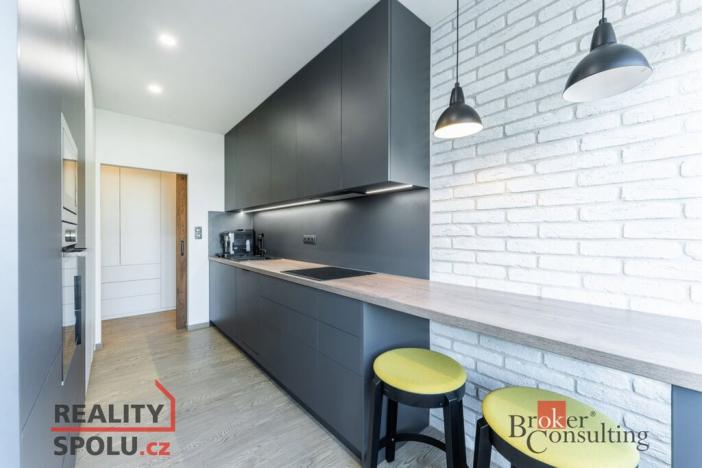 Prodej bytu 3+1, Hradec Králové - Nový Hradec Králové, Čajkovského, 79 m2