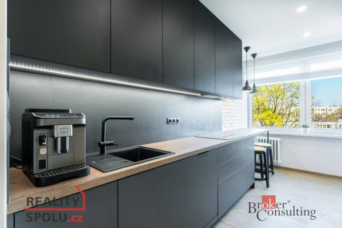 Prodej bytu 3+1, Hradec Králové - Nový Hradec Králové, Čajkovského, 79 m2