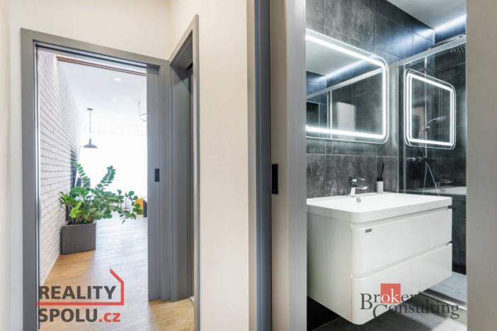 Prodej bytu 3+1, Hradec Králové - Nový Hradec Králové, Čajkovského, 79 m2