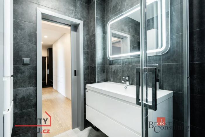 Prodej bytu 3+1, Hradec Králové - Nový Hradec Králové, Čajkovského, 79 m2