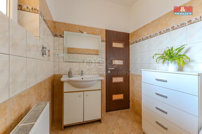 Prodej rodinného domu, Krnov - Pod Bezručovým vrchem, Úvoz, 120 m2