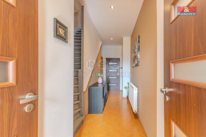 Prodej rodinného domu, Krnov - Pod Bezručovým vrchem, Úvoz, 120 m2