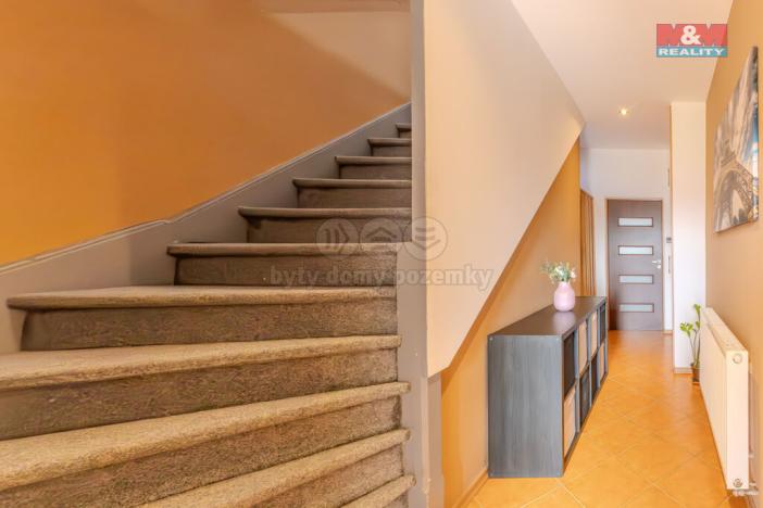 Prodej rodinného domu, Krnov - Pod Bezručovým vrchem, Úvoz, 120 m2