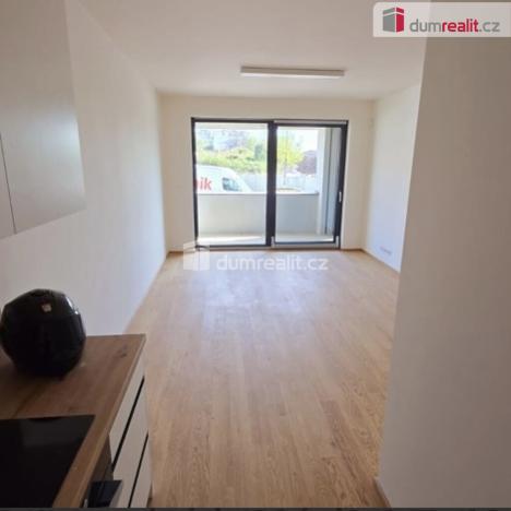 Pronájem bytu 2+kk, Praha - Žižkov, Šrámkové, 52 m2