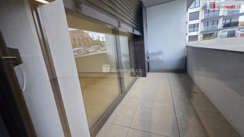 Pronájem bytu 2+kk, Praha - Žižkov, Šrámkové, 52 m2