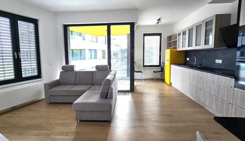 Pronájem bytu 2+kk, Praha - Karlín, Sokolova, 54 m2