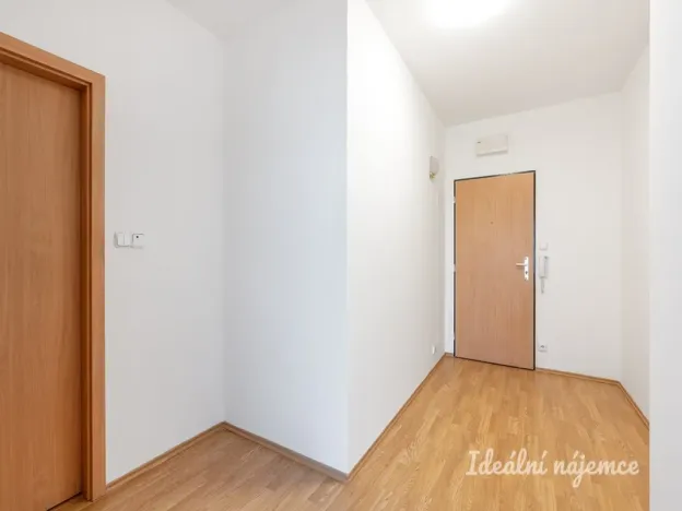 Pronájem bytu 2+kk, Praha - Hlubočepy, Wassermannova, 44 m2