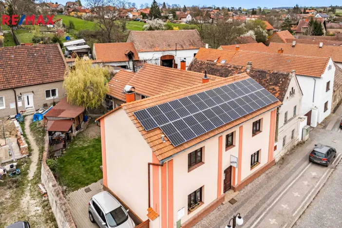 Prodej rodinného domu, Byšice, 5. května, 300 m2