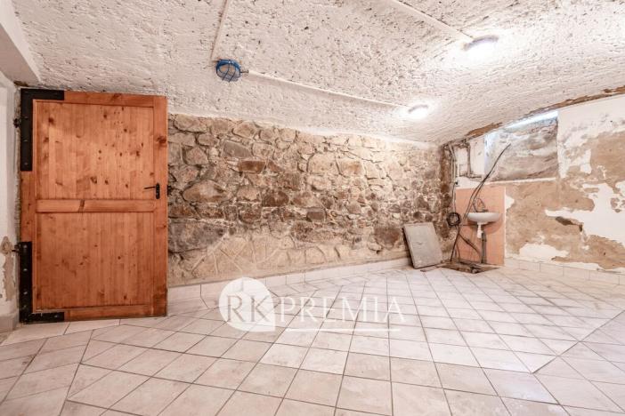 Prodej výrobních prostor, Teplice, Myslbekova, 510 m2