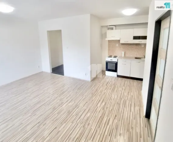 Prodej bytu 2+kk, Praha - Hrdlořezy, Českobrodská, 75 m2