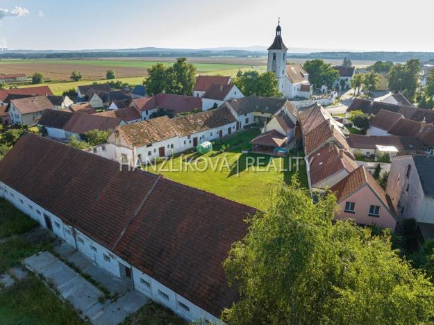 Prodej zemědělské usedlosti, Pištín, 200 m2