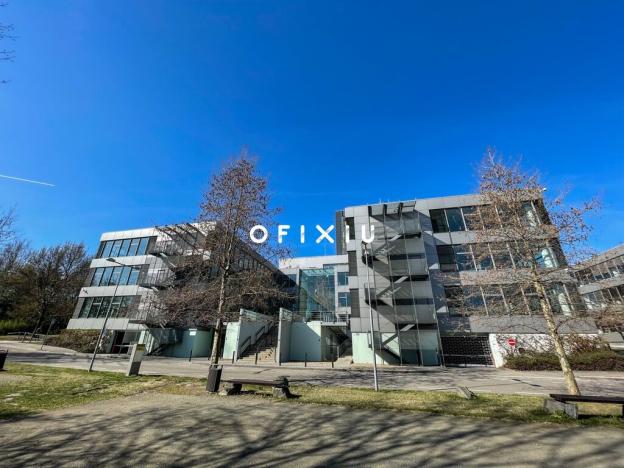 Pronájem kanceláře, Brno - Královo Pole, Technická, 2154 m2