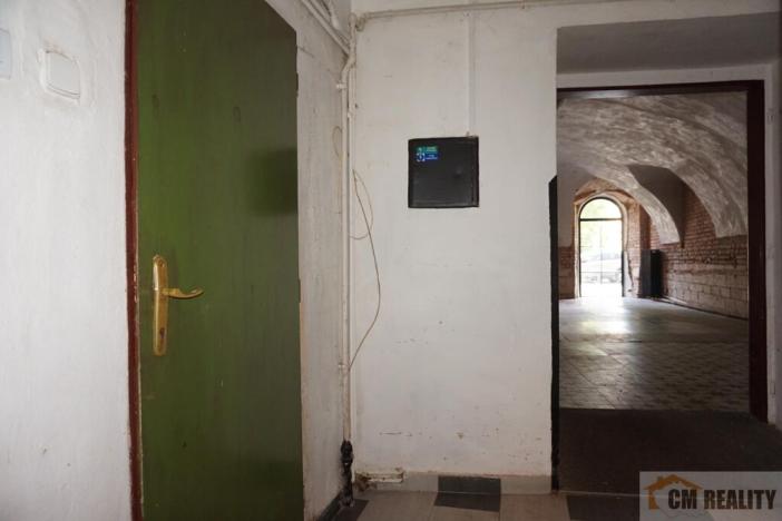 Pronájem obchodního prostoru, Prostějov, nám. Edmunda Husserla, 70 m2