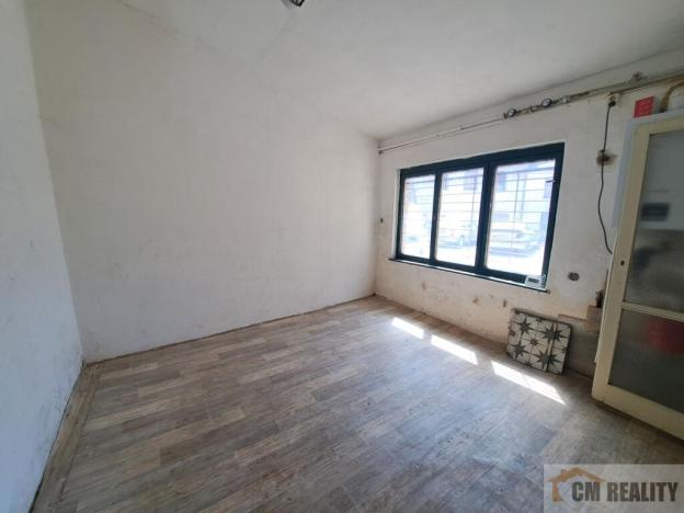 Pronájem obchodního prostoru, Prostějov, nám. Edmunda Husserla, 70 m2