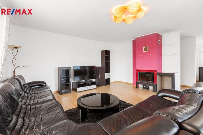 Prodej rodinného domu, Jenišov - Pod Rohem, K Rohu, 210 m2