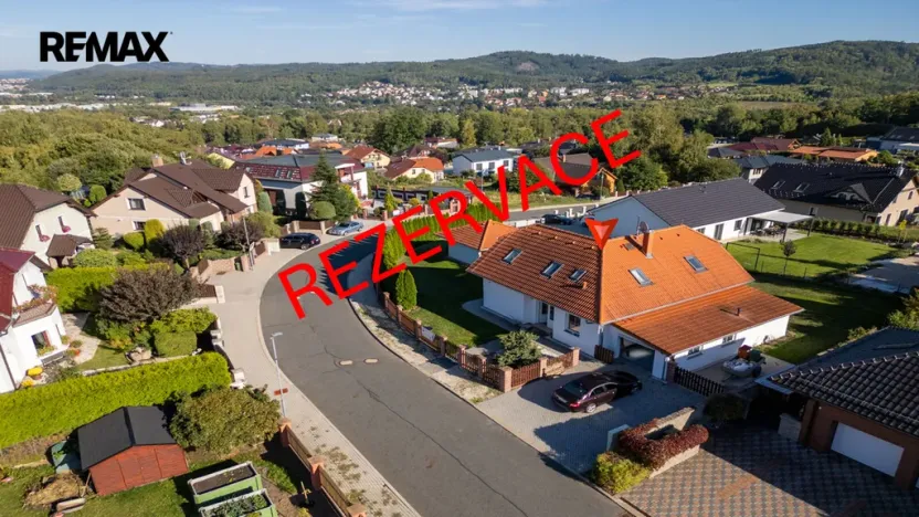Prodej rodinného domu, Jenišov - Pod Rohem, K Rohu, 210 m2