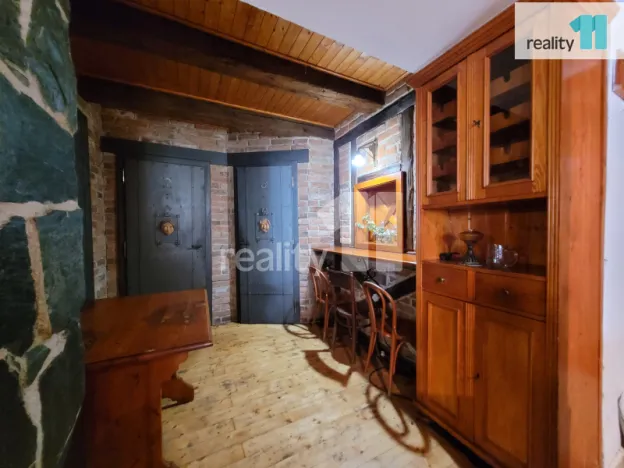 Pronájem obchodního prostoru, Kolín - Kolín III, Havelcova, 100 m2