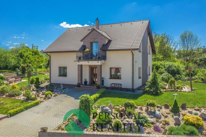 Prodej rodinného domu, Tachlovice, Karlštejnská, 208 m2