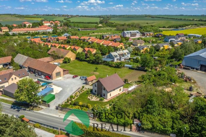 Prodej rodinného domu, Tachlovice, Karlštejnská, 208 m2