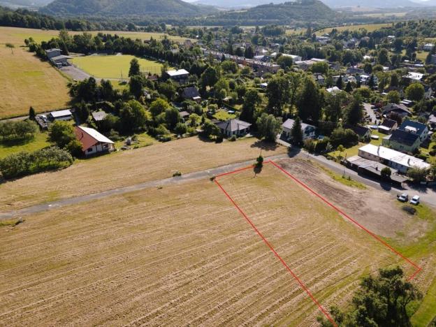 Prodej pozemku pro bydlení, Lichnov, 1387 m2