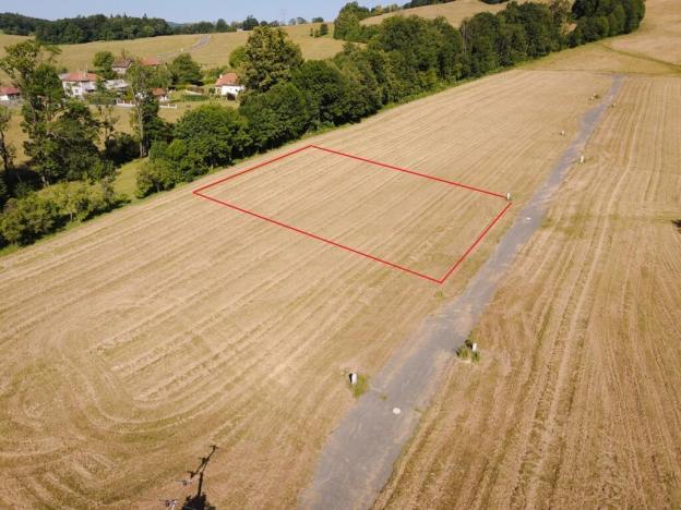 Prodej pozemku pro bydlení, Lichnov, 1482 m2