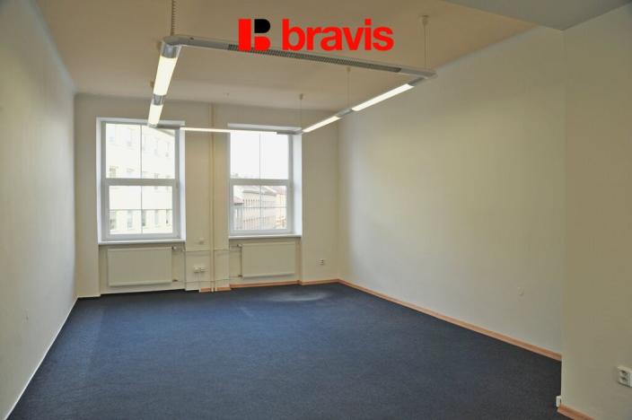 Pronájem kanceláře, Brno, Křenová, 52 m2