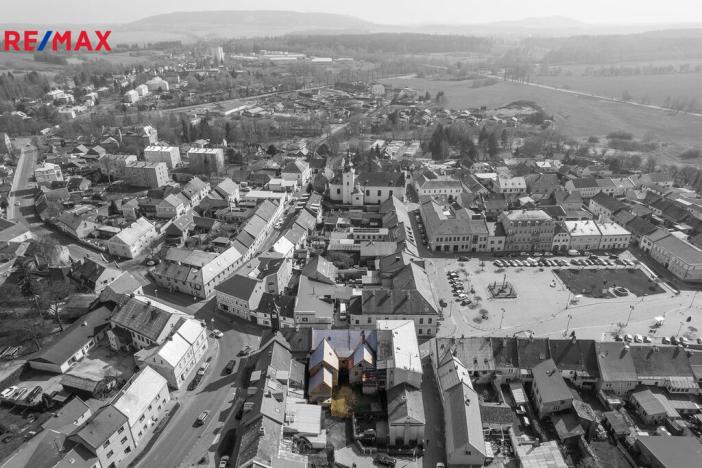 Prodej rodinného domu, Toužim, Plzeňská, 554 m2