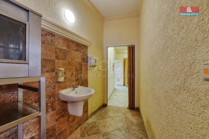 Pronájem restaurace, Kynšperk nad Ohří, Maxima Gorkého, 132 m2