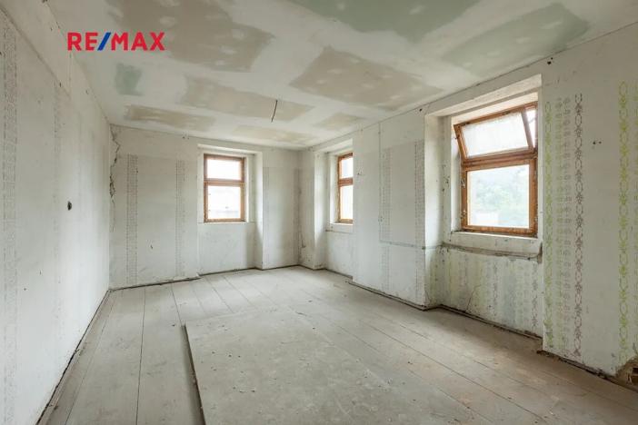 Prodej činžovního domu, Koleč, 404 m2